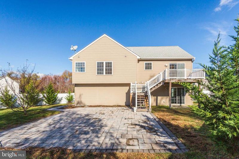 7602 E Howard Rd, Glen Burnie, MD 21060
