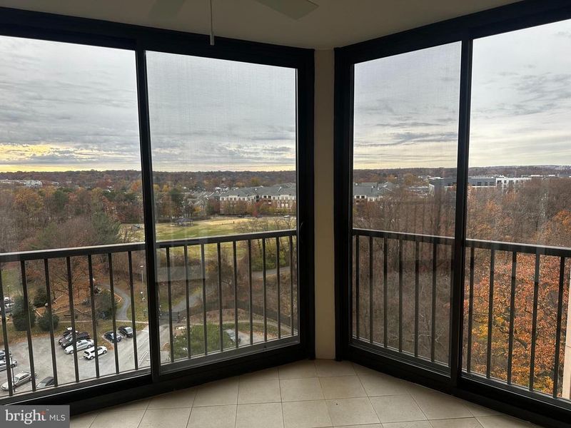 5901 Mount Eagle Dr #1403, Alexandria, VA 22303