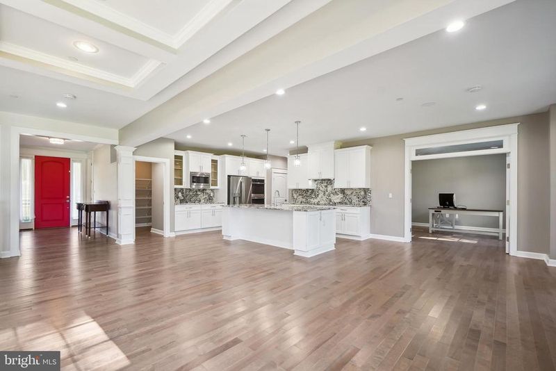 12605 Lanham Severn Rd, Bowie, MD 20720