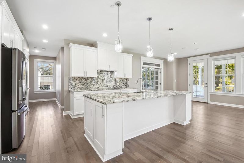 12605 Lanham Severn Rd, Bowie, MD 20720