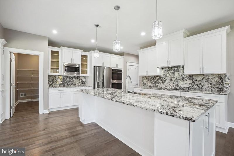 12605 Lanham Severn Rd, Bowie, MD 20720
