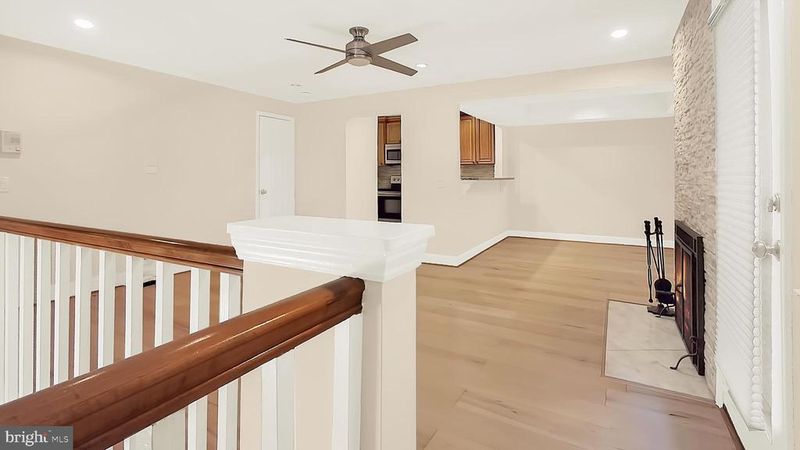 5715 Chapman Mill Dr #310, North Bethesda, MD 20852