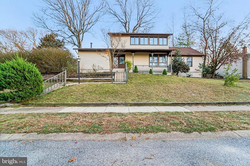 7891 Covington Ave, Glen Burnie, MD 21061