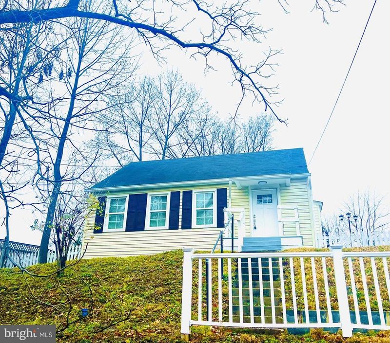 10906 Drumm Ave, Kensington, MD 20895