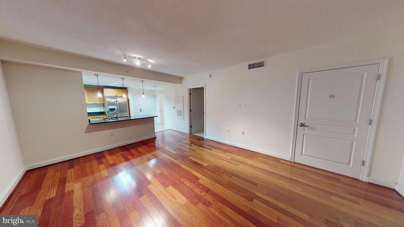 2451 Midtown Ave #1007, Alexandria, VA 22303