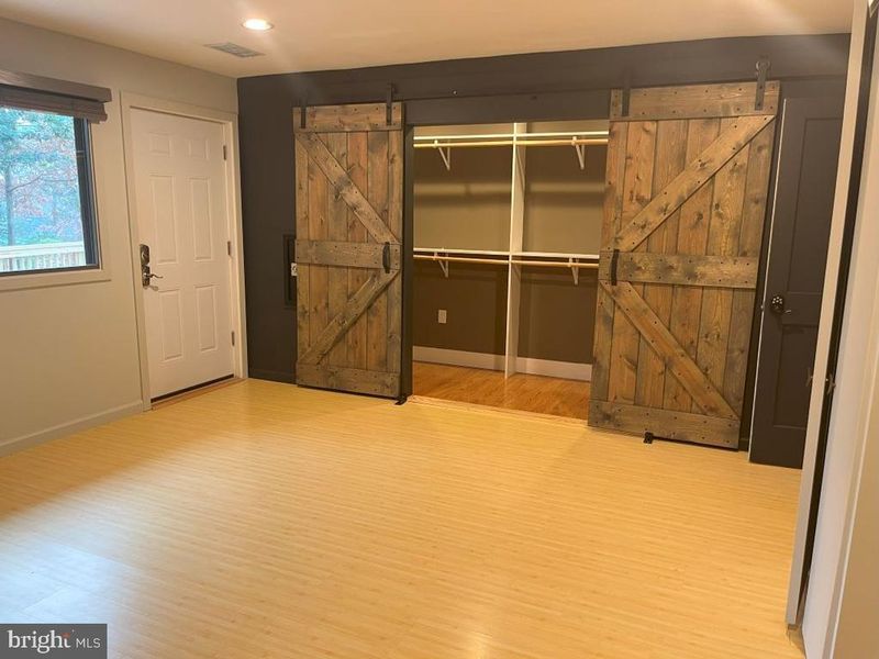 10401 Pearl St, Fairfax, VA 22032