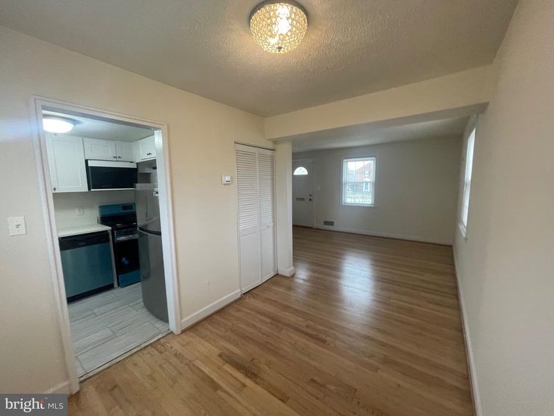 2588 Iverson St, Temple Hills, MD 20748