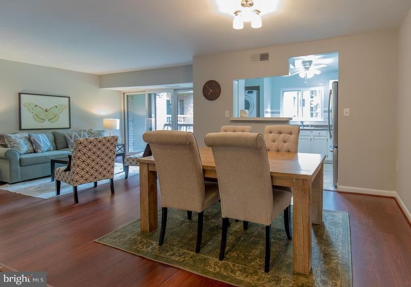 15601 Dorset Rd #102, Laurel, MD 20707