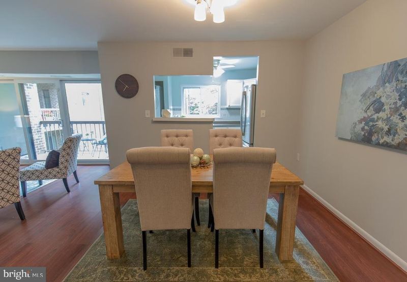 15601 Dorset Rd #102, Laurel, MD 20707