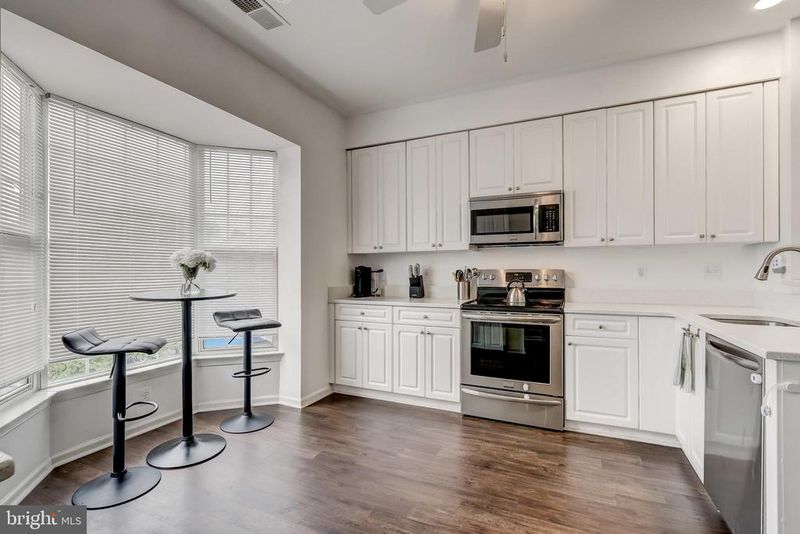 1102 Cranston Ct, Crofton, MD 21114
