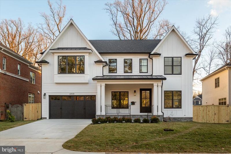 6020 Wilson Ln, Bethesda, MD 20817