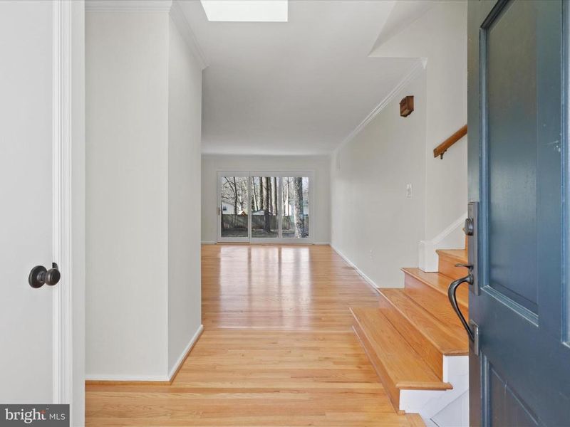 5200 Holden St, Fairfax, VA 22032
