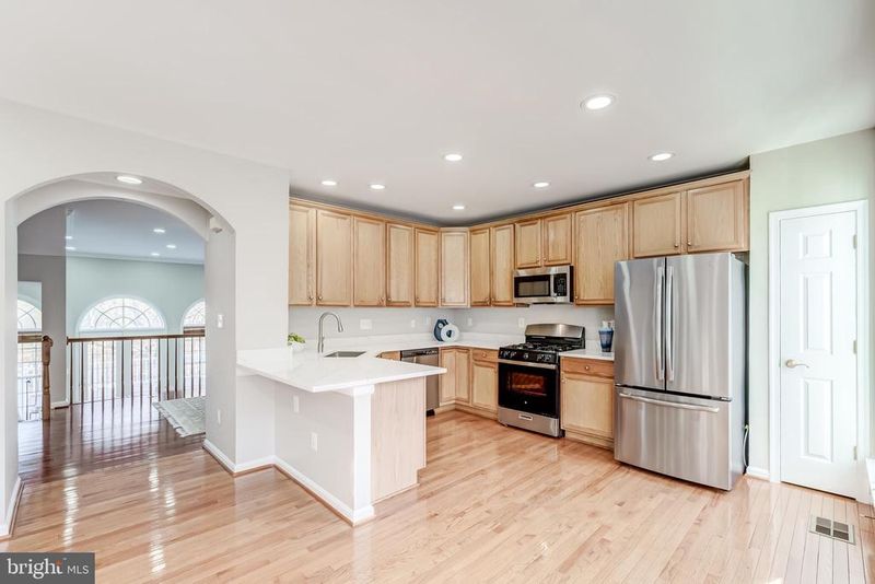 21774 Ladyslipper Sq, Ashburn, VA 20147