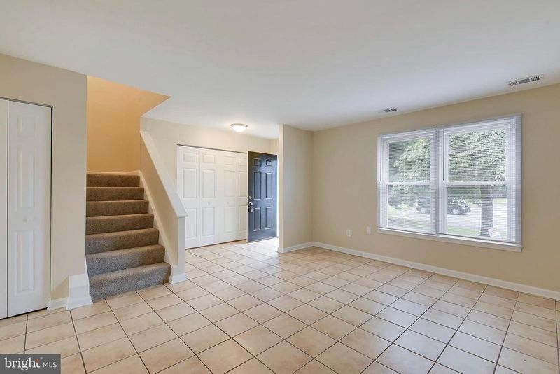 9059 Mcclellan COMN, Manassas, VA 20110
