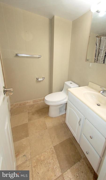 522 21st St NW #208, Washington, DC 20006