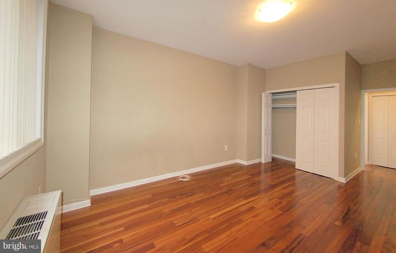 522 21st St NW #208, Washington, DC 20006