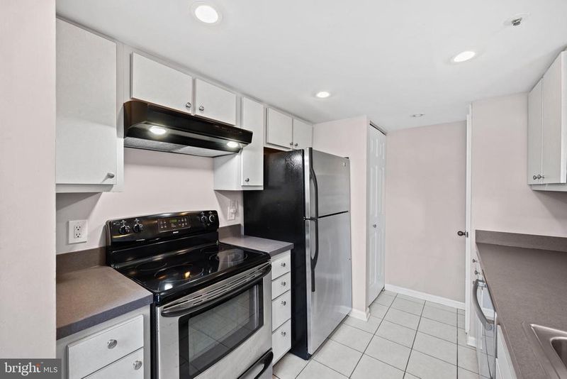 14037 Vista Dr #171C, Laurel, MD 20707
