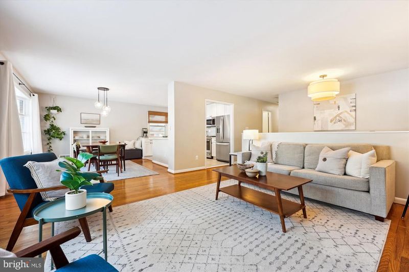 11310 Mapleview Dr, Silver Spring, MD 20902
