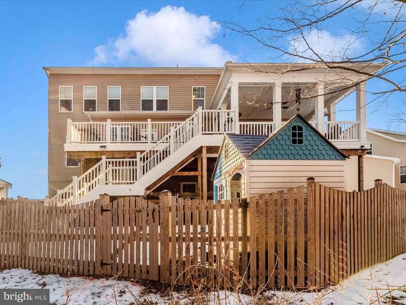 6555 Saxony Ct, Frederick, MD 21701