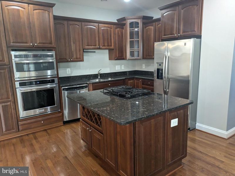 21882 Brickshire Cir, Ashburn, VA 20148