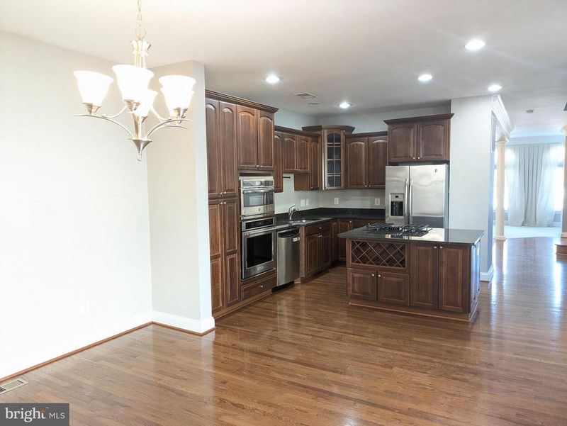 21882 Brickshire Cir, Ashburn, VA 20148