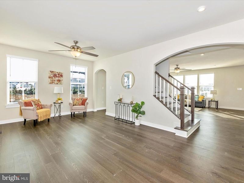 203 Bellgate Ct, Walkersville, MD 21793