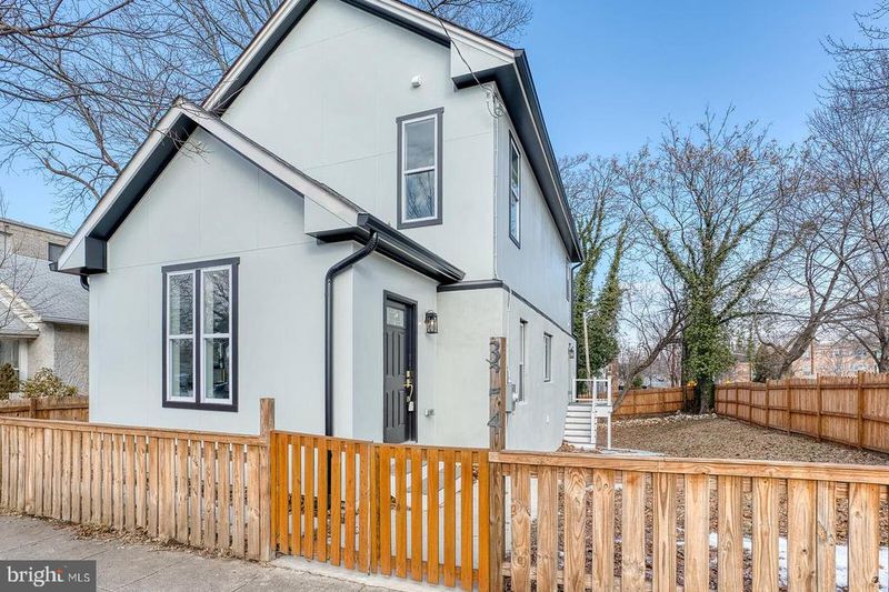 3354 Ely Pl SE, Washington, DC 20019
