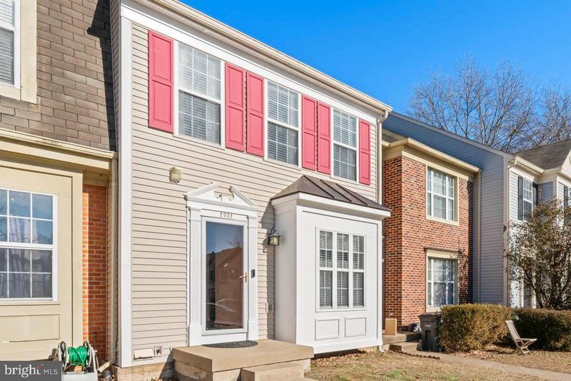 2032 Bowline Loop, Woodbridge, VA 22192