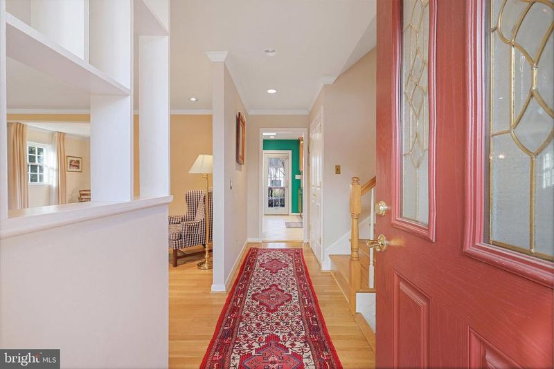 1830 Susquehannock Dr, Mclean, VA 22101