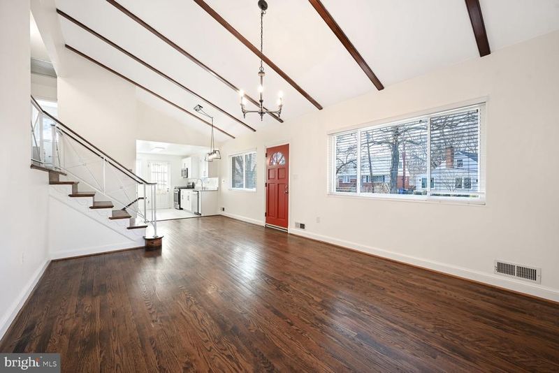 10117 Renfrew Rd, Silver Spring, MD 20901