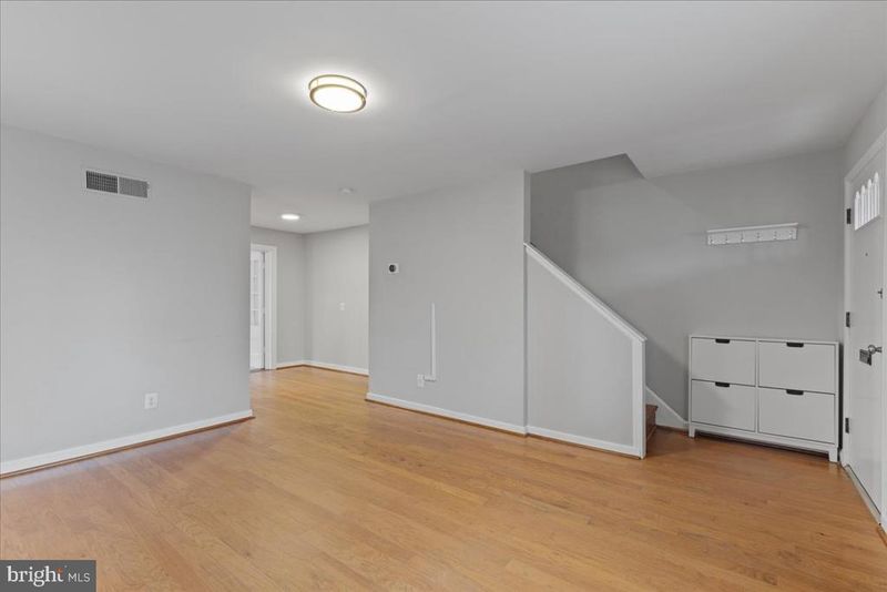 856 Irving St S, Arlington, VA 22204