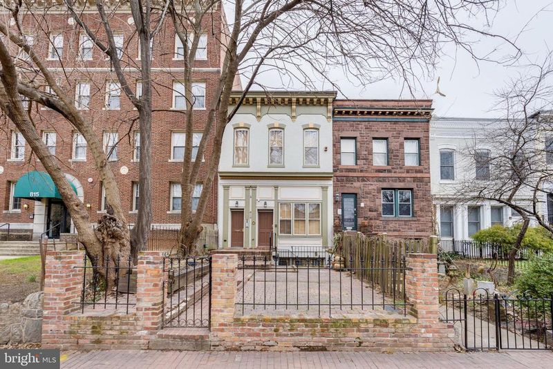 813 Maryland Ave NE, Washington, DC 20002