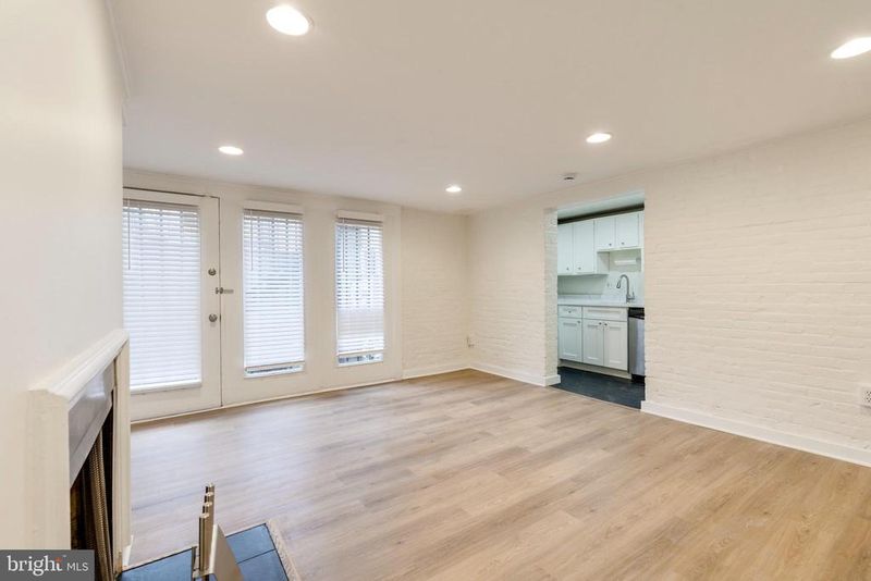 813 Maryland Ave NE, Washington, DC 20002