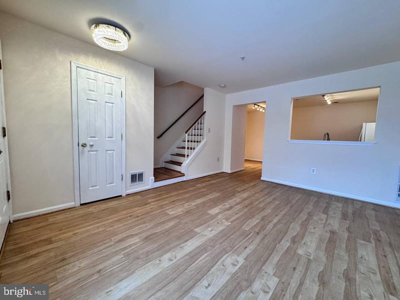 18905 Lark Song Ter, Germantown, MD 20874
