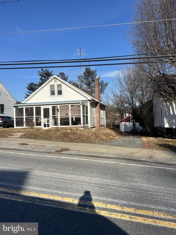 321 N Seton Ave, Emmitsburg, MD 21727