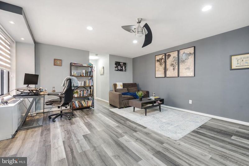 5112 Macarthur Blvd NW #209, Washington, DC 20016