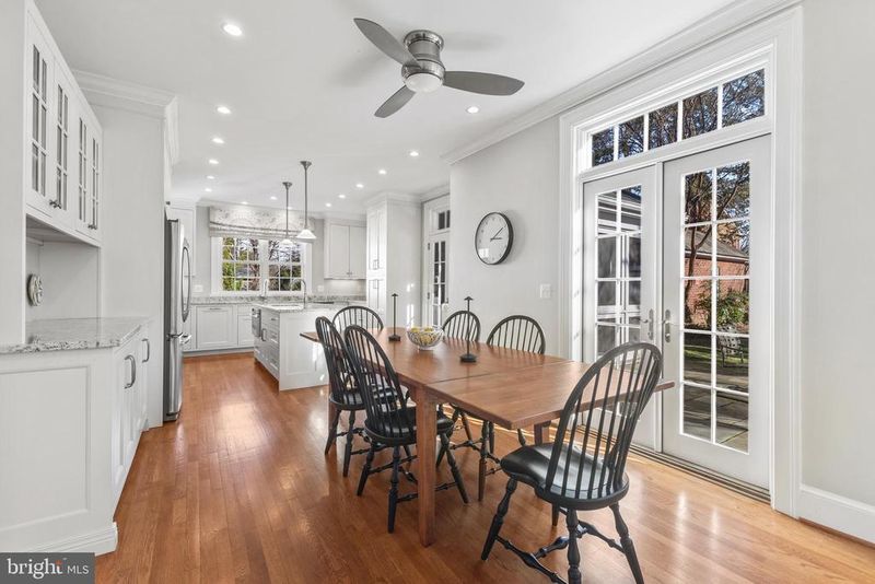 510 W Windsor Ave, Alexandria, VA 22302