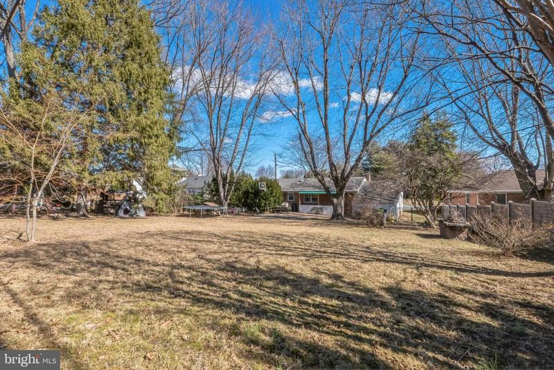 103 Fairview Ave, Frederick, MD 21701