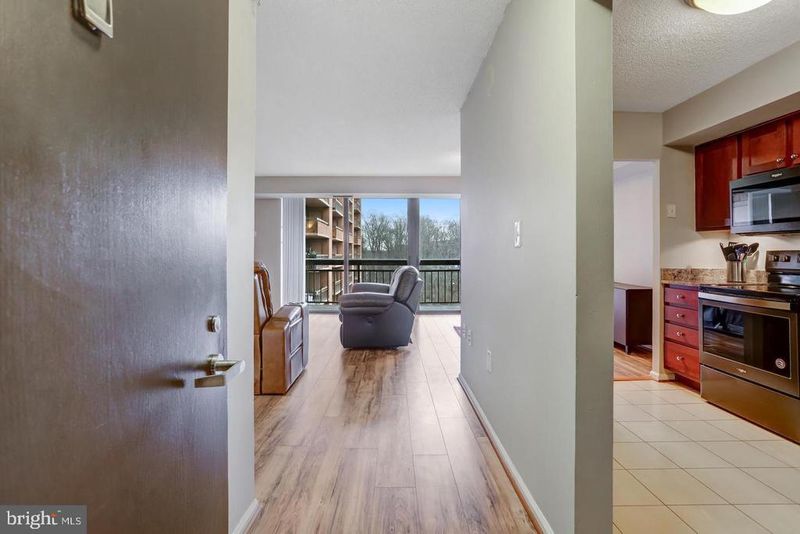 2230 George C Marshall Dr #511, Falls Church, VA 22043