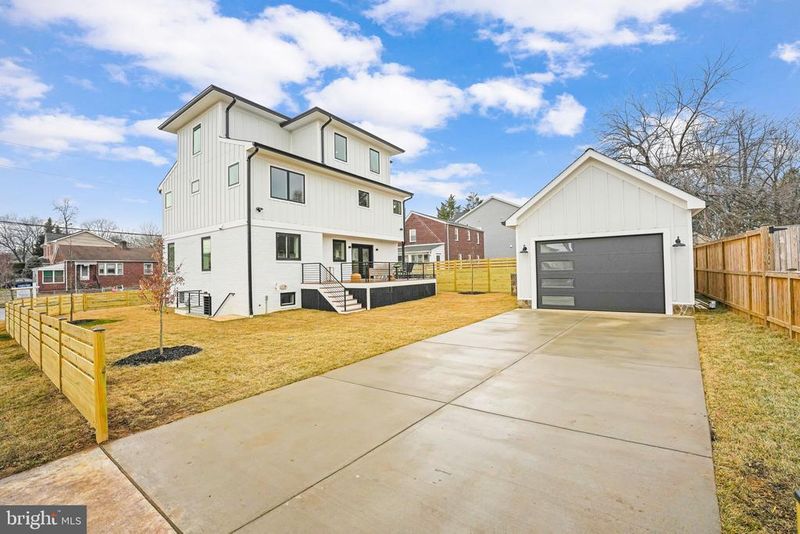 1731 S Nelson St, Arlington, VA 22204
