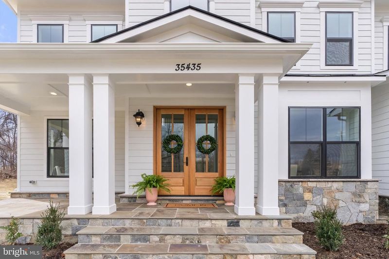 35435 Appalachian Trail Rd, Round Hill, VA 20141