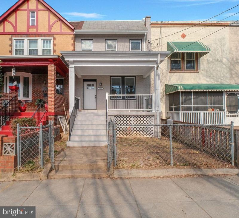 1304 S St SE, Washington, DC 20020