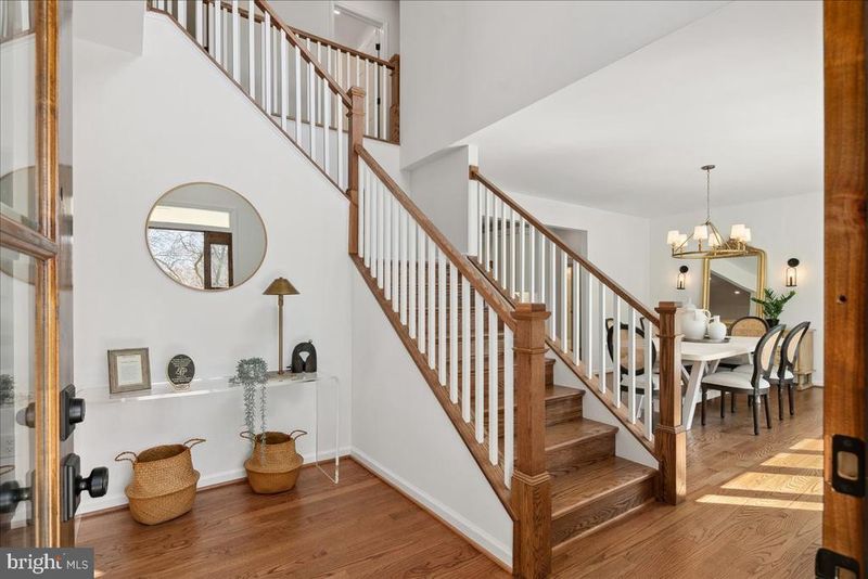 3904 Picardy Ct, Alexandria, VA 22309