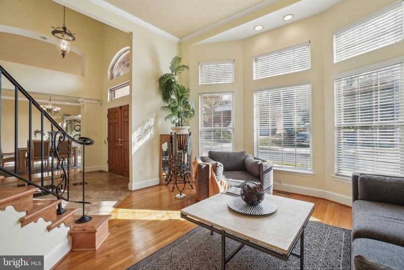 1207 33rd Pl SE, Washington, DC 20019