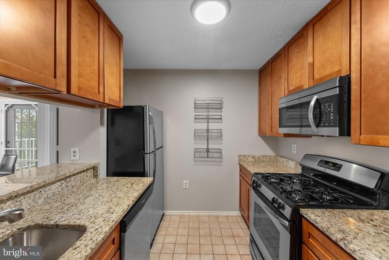 20957 Timber Ridge Ter #303, Ashburn, VA 20147