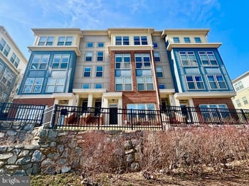 140 Copley Cir #22-B, Gaithersburg, MD 20878