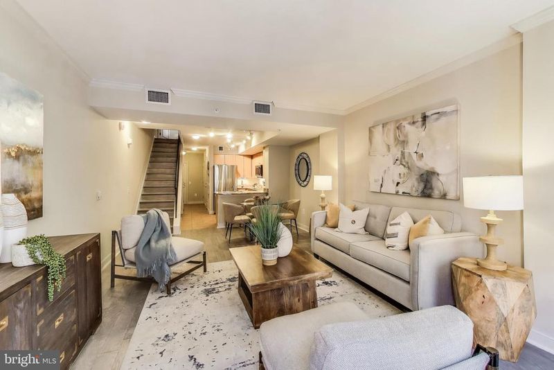 616 E St NW #648, Washington, DC 20004