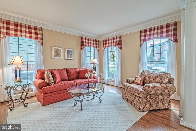 4443 Tuscany Ct, Woodbridge, VA 22192