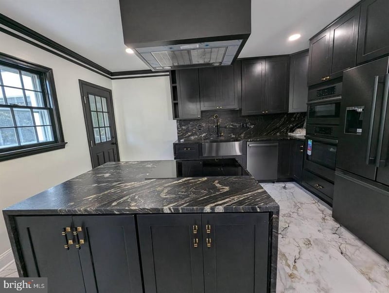 2208 Wakefield St, Alexandria, VA 22308