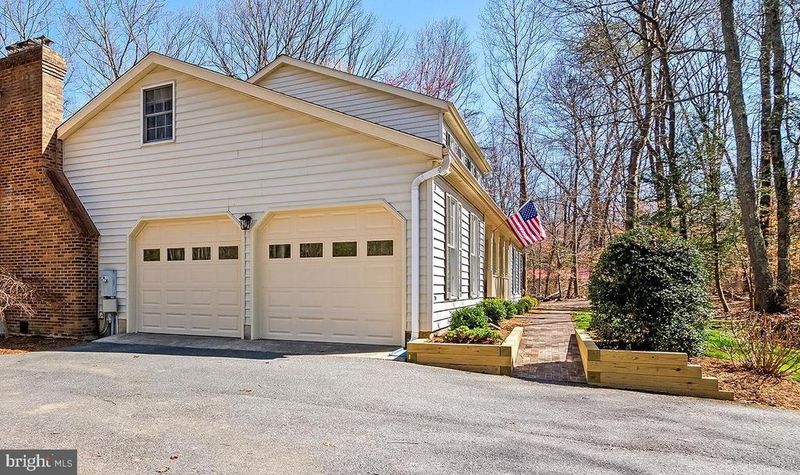 660 Old Herald Harbor Rd, Crownsville, MD 21032